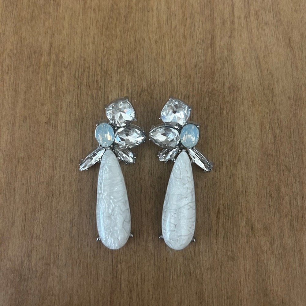 Silver Tone Crystal Marbled White Teardrop Statement Drop Earrings Romantic Glam